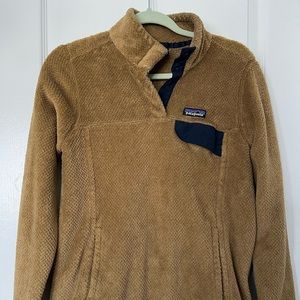 Patagonia half button up fleece